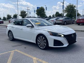 Used 2024 Nissan Altima 2.5 SL FWD video 1