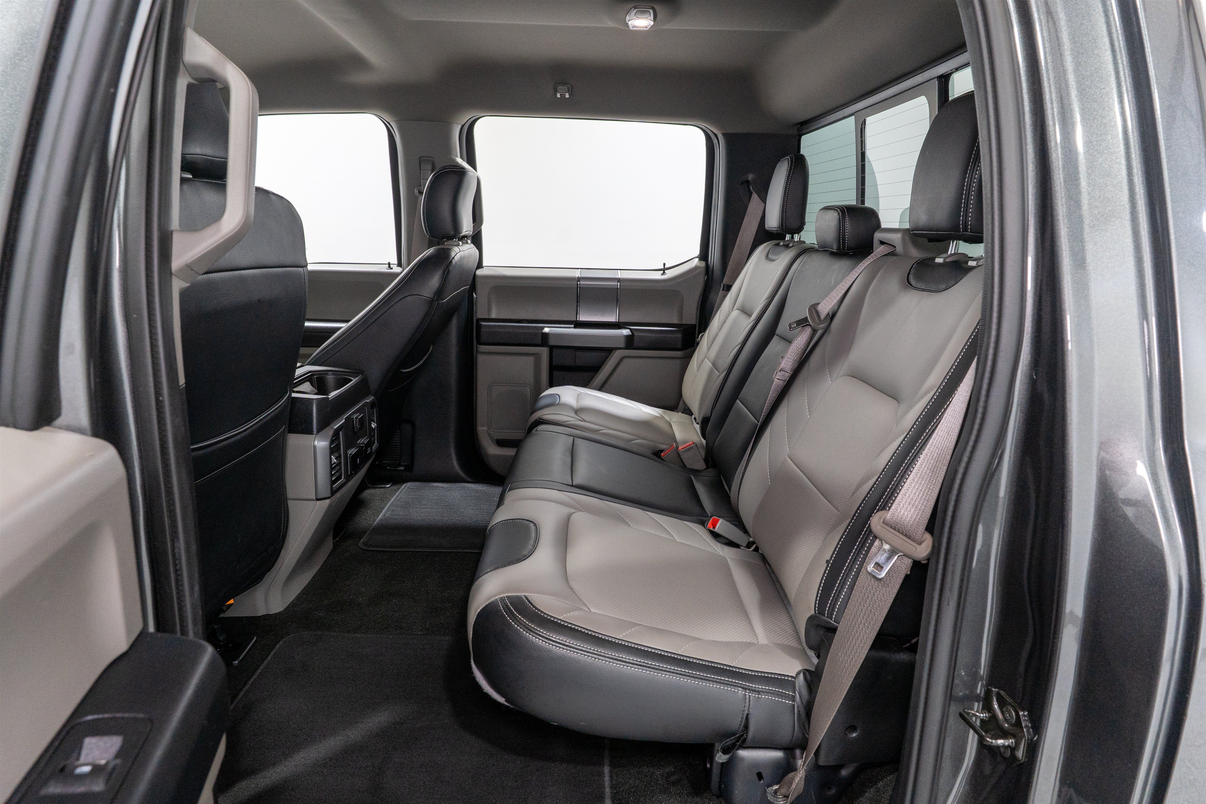 Used 2019 Ford F150 XLT w/ Equipment Group 302A Luxury AWD/4WD image 31