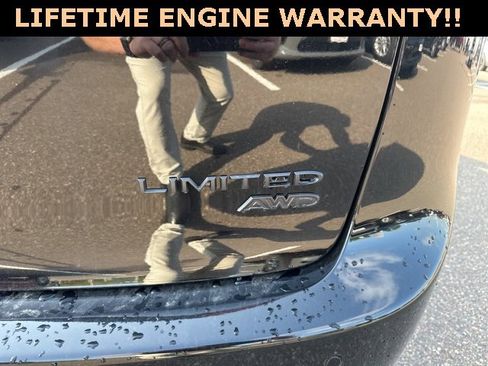 New 2026 Chrysler Pacifica Limited w/ S Appearance Package image 11