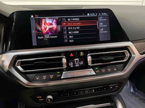 Used 2022 BMW 430i Coupe w/ M Sport Package RWD image 6