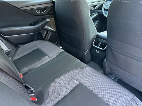 Used 2024 Subaru Outback Premium AWD/4WD image 18