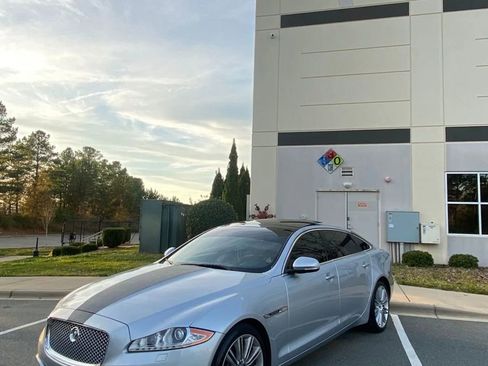 Used 2011 Jaguar XJ L Supercharged image 3