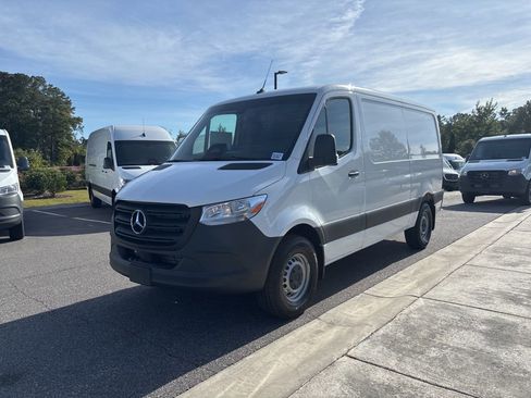 New 2026 Mercedes-Benz Sprinter 144 Cargo image 7