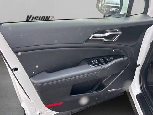 Certified 2025 Kia Sportage EX w/ Premium Package image 23