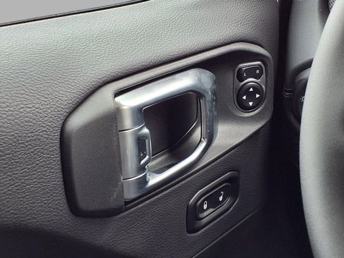 New 2026 Jeep Gladiator Rubicon AWD/4WD image 18