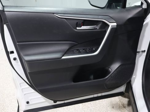 Used 2023 Toyota RAV4 XLE w/ Convenience Package image 13