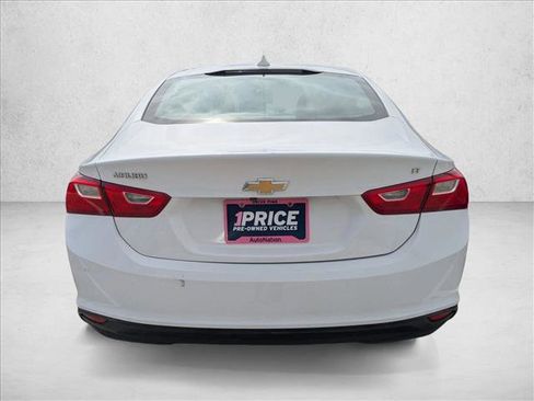 Used 2018 Chevrolet Malibu LT image 5