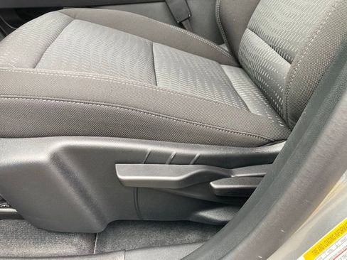 New 2026 Chevrolet Equinox LT AWD/4WD image 10