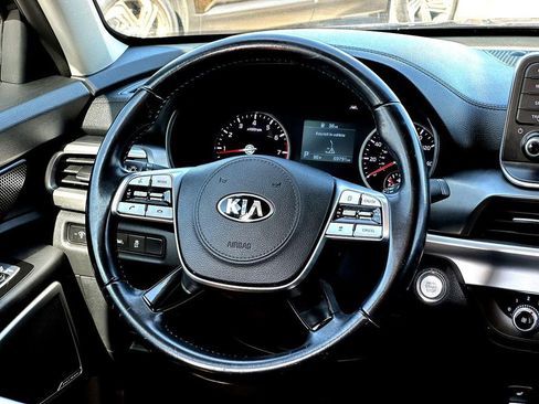 Used 2020 Kia Telluride S image 28