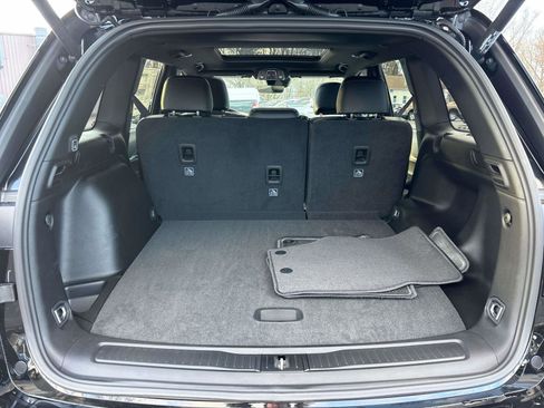 New 2025 Jeep Grand Cherokee Limited image 4