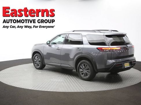 Used 2022 Nissan Pathfinder SV FWD image 64
