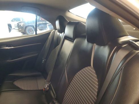 Used 2023 Toyota Camry SE image 12
