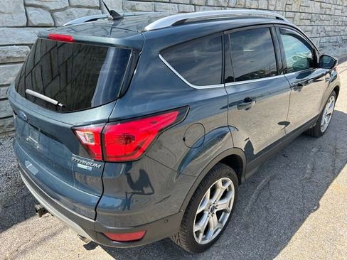 Used 2019 Ford Escape Titanium AWD/4WD image 5