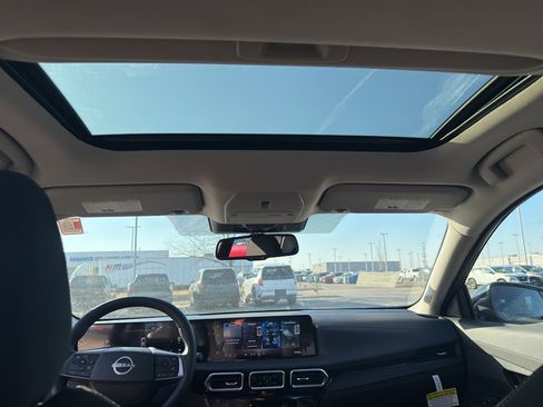 New 2026 Nissan Sentra SV image 28