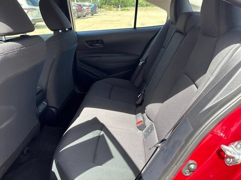 Used 2025 Toyota Corolla LE FWD image 19