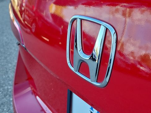 Used 2022 Honda Civic LX image 7