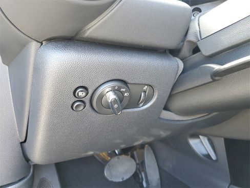 Used 2023 MINI Cooper SE image 21