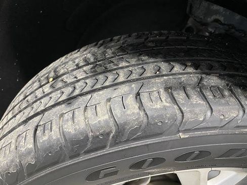 Used 2019 Chevrolet Equinox LT image 36