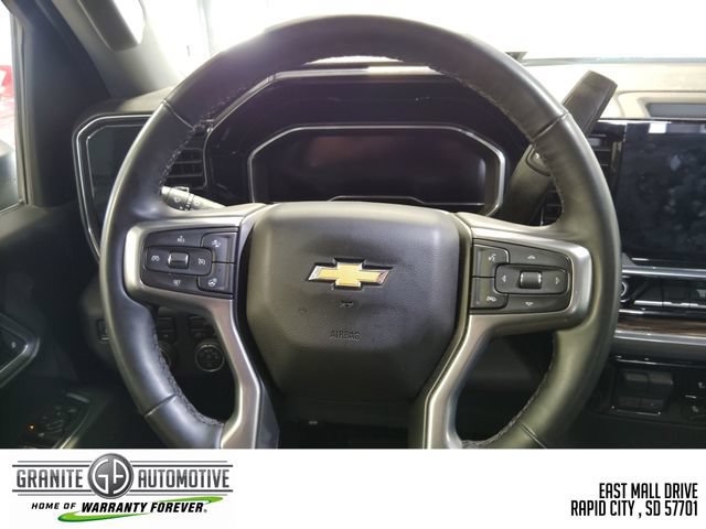 Used 2025 Chevrolet Silverado 2500 LT w/ Convenience Package AWD/4WD image 15