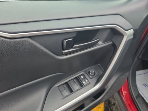 Used 2025 Toyota RAV4 LE image 15