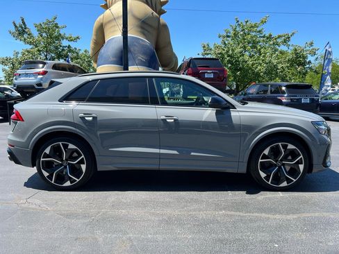 Used 2024 Audi RS Q8 w/ Black Optic Package AWD/4WD image 7