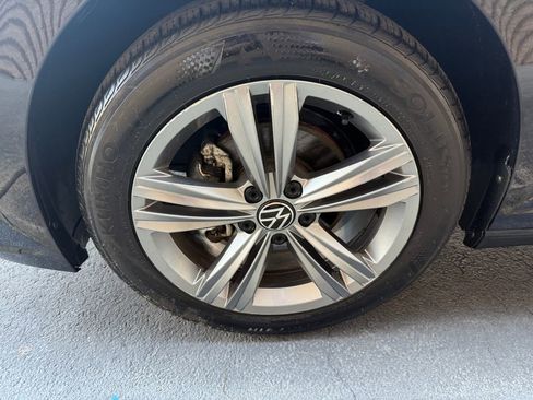 Used 2024 Volkswagen Jetta SE FWD image 24
