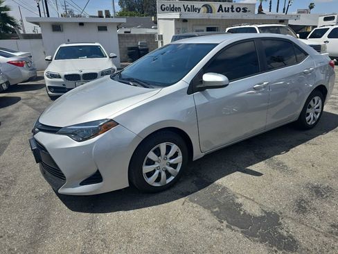 Used 2019 Toyota Corolla LE w/ Carpet Mat Package (TMS) image 10