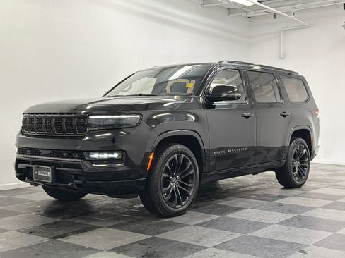 Used 2022 Jeep Grand Wagoneer Series II image 1