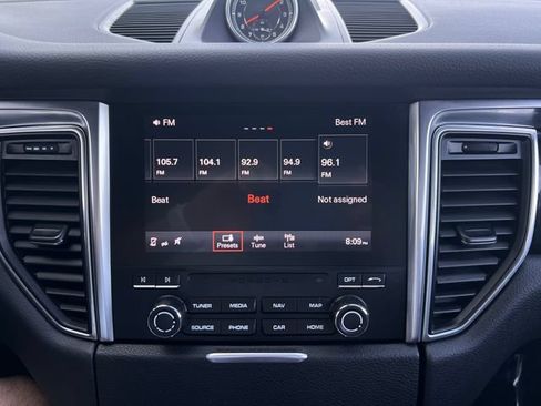 Used 2018 Porsche Macan S AWD/4WD image 23