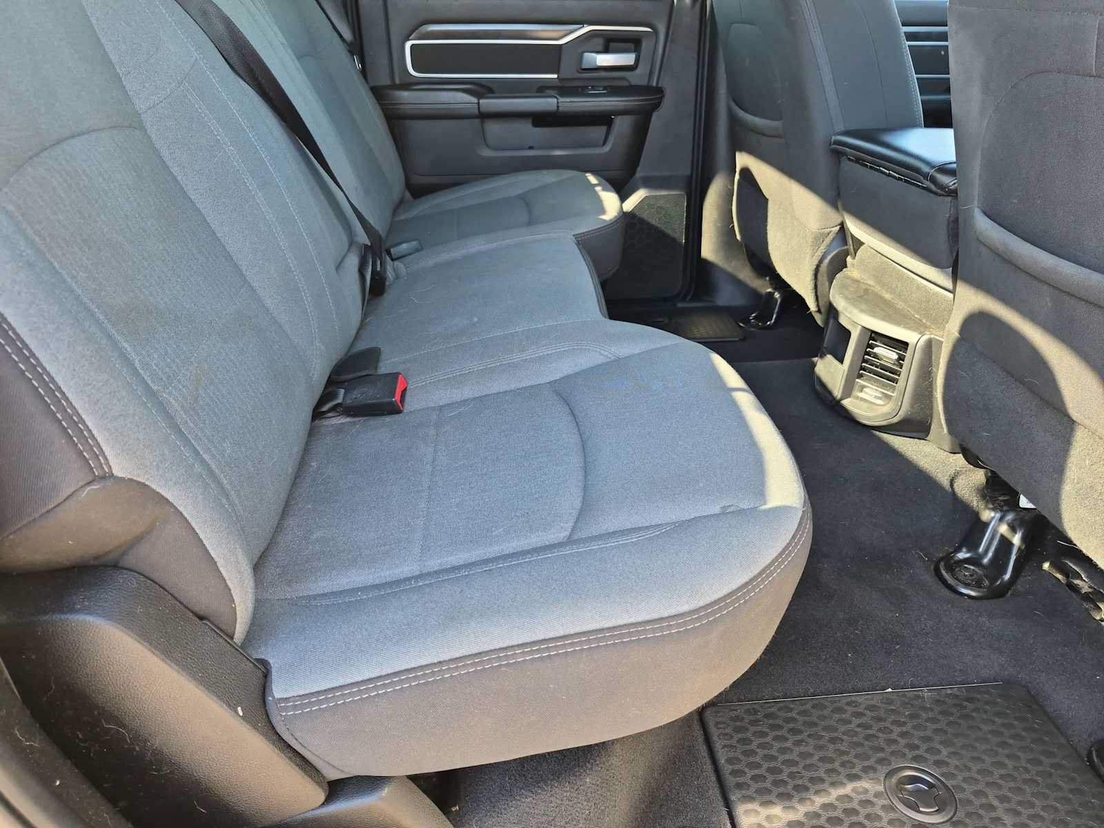 Used 2024 RAM 2500 Big Horn AWD/4WD image 20