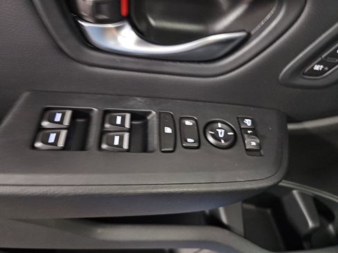 Used 2025 Honda Pilot TrailSport image 28