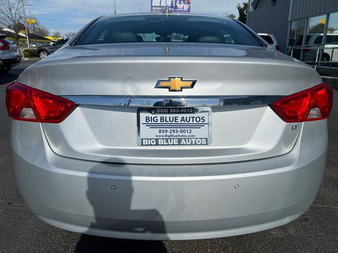 Used 2016 Chevrolet Impala LT w/ Convenience Package image 4