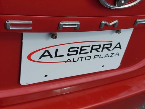 Used 2022 Toyota Camry SE FWD image 6