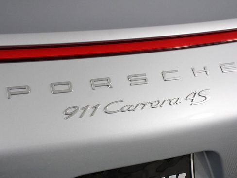 Certified 2017 Porsche 911 Carrera 4S image 22