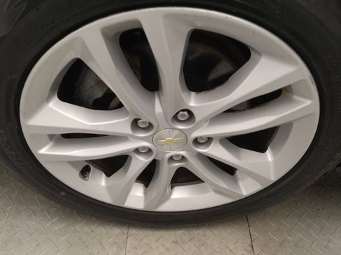 Used 2016 Chevrolet Malibu LT w/ Leather Package FWD image 31