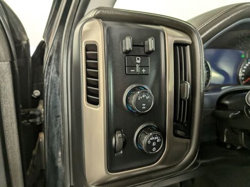 Used 2018 GMC Sierra 3500 Denali w/ Duramax Plus Package image 19