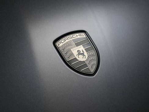 Certified 2023 Porsche Taycan 4 Cross Turismo image 13