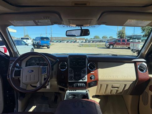 Used 2014 Ford F250 King Ranch image 26