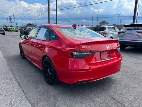 Used 2024 Honda Civic Sport image 3