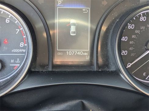 Used 2022 Toyota Camry SE image 19