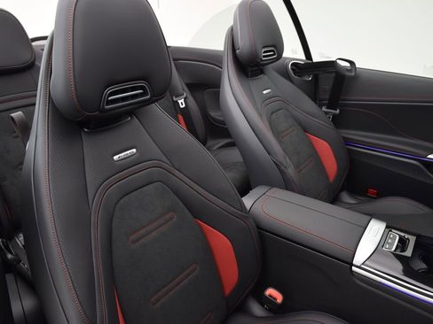 New 2026 Mercedes-Benz CLE 53 AMG 4MATIC Cabriolet image 17