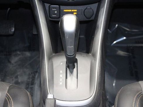 Used 2019 Chevrolet Trax LT w/ LT Convenience Package image 37