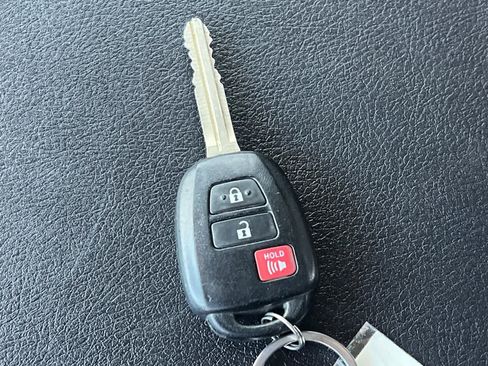 Used 2019 Toyota Tundra SR5 RWD image 25