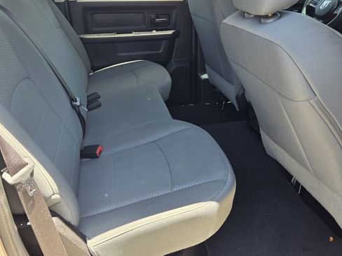 Used 2014 RAM 2500 Tradesman w/ Chrome Appearance Group RWD image 10
