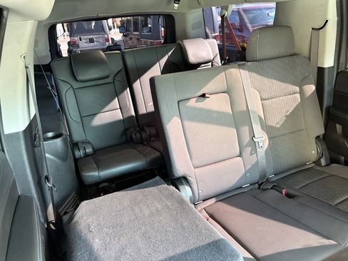 Used 2020 Chevrolet Suburban 4WD w/ Max Trailering Package image 20