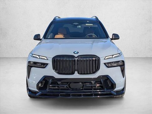 Used 2026 BMW X7 xDrive40i w/ M Sport Package AWD/4WD image 2
