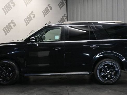 Used 2021 Ford Expedition XLT RWD image 5