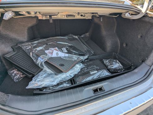 Used 2023 Nissan Altima 2.5 SR image 14