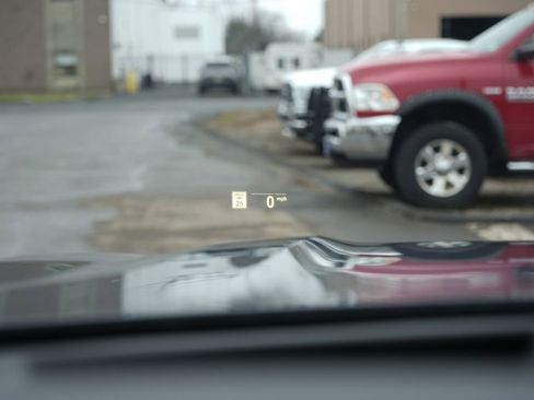 Used 2022 BMW X7 M50i w/ Dynamic Handling Package image 79