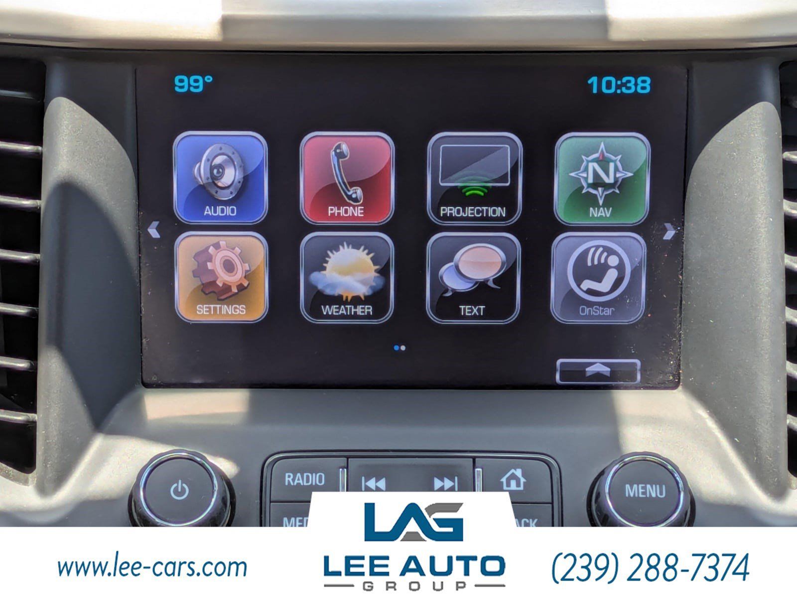 Used 2017 GMC Acadia Denali w/ Technology Package FWD image 16